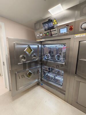 High Protection Level Nuclear Medical Radiation Equipment Front 50mPb Or Customized Design Providing Safety In Medical Settings