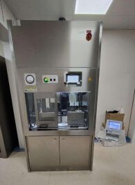 Προστασία από ακτινοβολία γάμμα και ακτινοβολία ακτινοβολίας F18 θερμό κύτταρο εξοπλισμένο με φίλτρο ενεργού άνθρακα που εξασφαλίζει την προστασία από ακτινοβολία και τον έλεγχο του αέρα