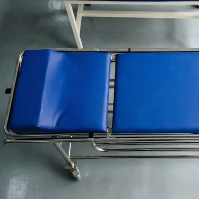 Μη μαγνητικό φορείο με χωρητικότητα 200 kg και εύκολη στον καθαρισμό επιφάνεια για δωμάτια MRI