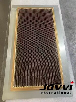 Επεξεργασία Κυψελωτού Κυματοδηγού Honeycomb με Αεραγωγούς για Μέγεθος Κυψέλης 2mm 3mm 4mm 5mm Παρέχοντας Αερισμό και Ηλεκτρομαγνητική Θωράκιση